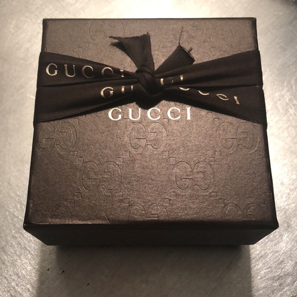 Gucci twirl brown leather watch. - Picture 4 of 5